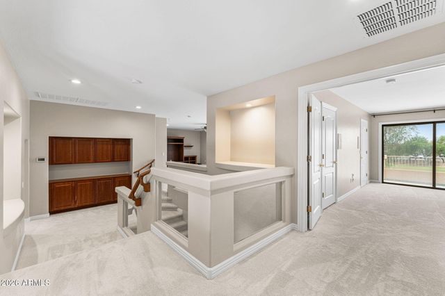 935 E SAN CARLOS Way, Chandler, AZ 85249