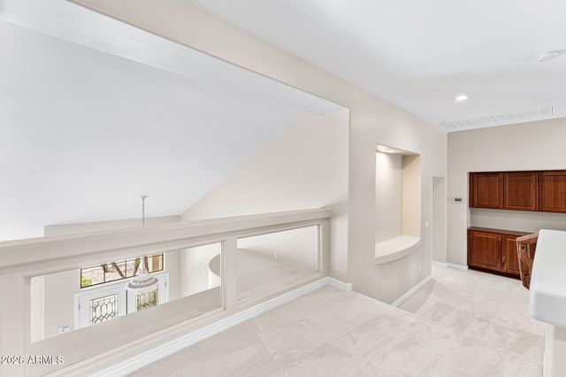 935 E SAN CARLOS Way, Chandler, AZ 85249