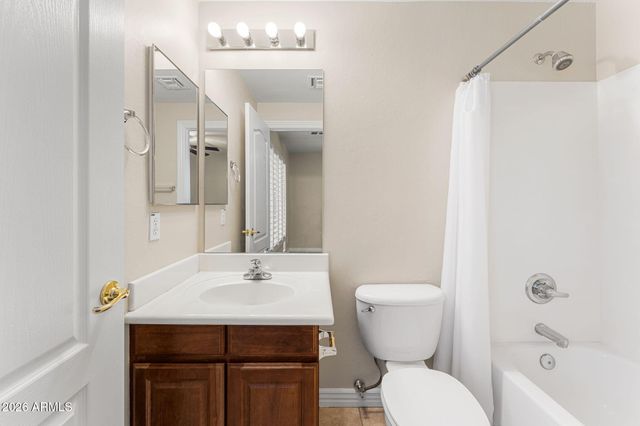 935 E SAN CARLOS Way, Chandler, AZ 85249