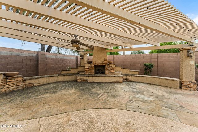 935 E SAN CARLOS Way, Chandler, AZ 85249