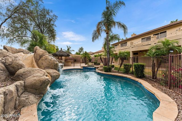 935 E SAN CARLOS Way, Chandler, AZ 85249