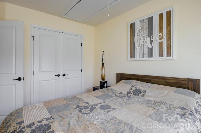 1731 Evergreen Drive, Charlotte, NC 28208