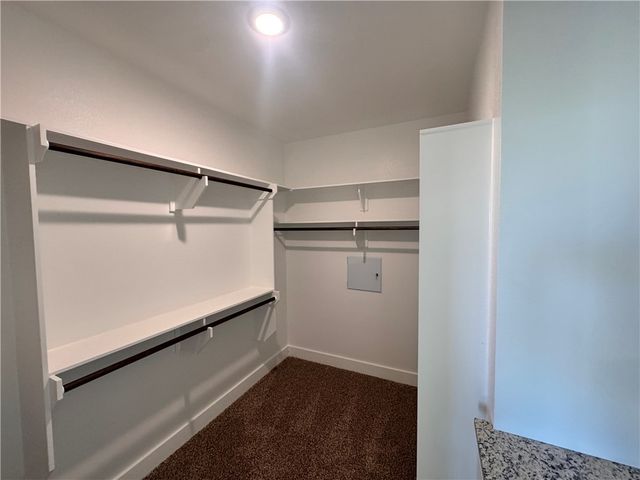 1227 Patriot Drive, College Station, TX 77845