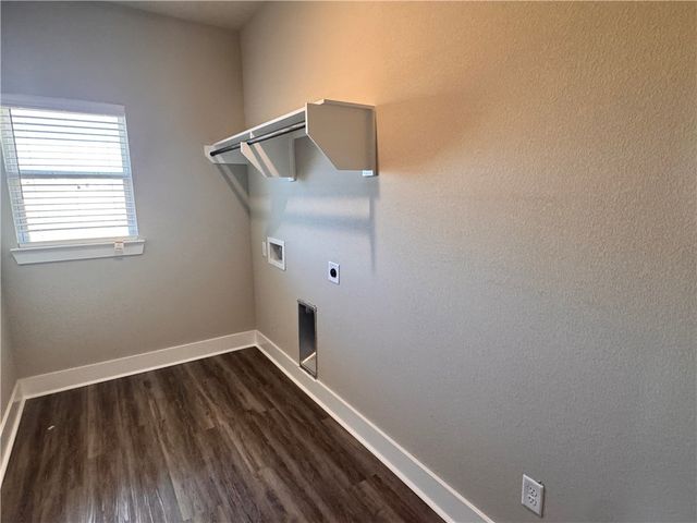 1227 Patriot Drive, College Station, TX 77845