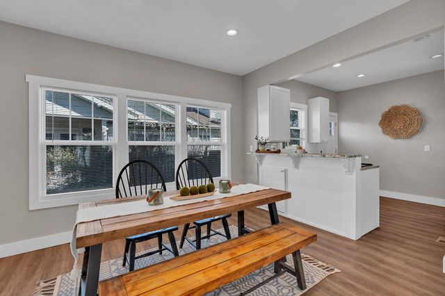 404 N Rutan St, Wichita, KS 67208