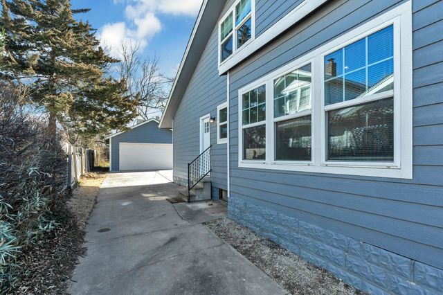 404 N Rutan St, Wichita, KS 67208