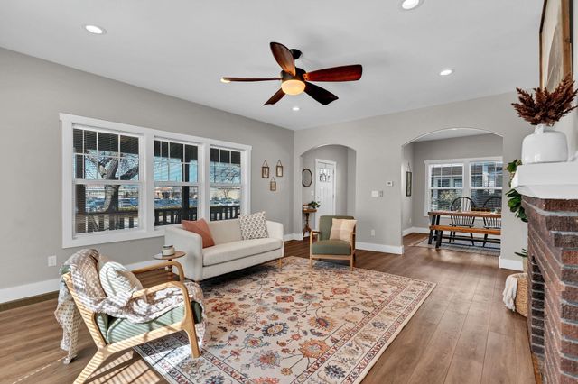 404 N Rutan St, Wichita, KS 67208