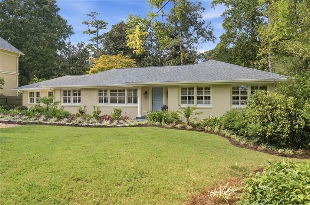 Image 1 of property listing at 2552 Lavista Road, Decatur, GA 30033
