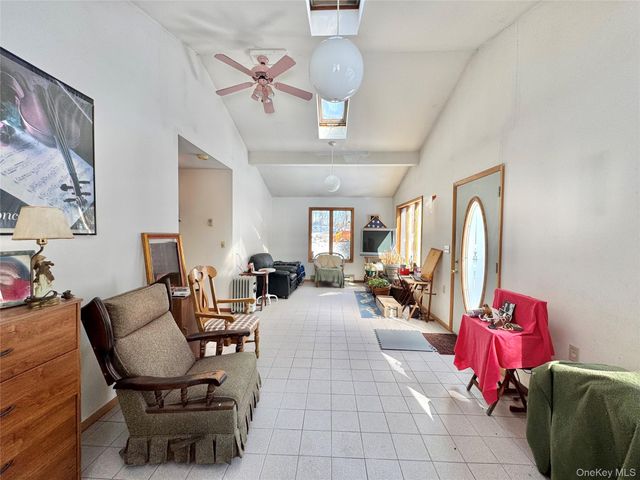 24 Palmer Road, Catskill, NY 12414