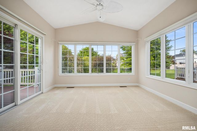 11022 N RHONDA Way, Dunlap, IL 61525