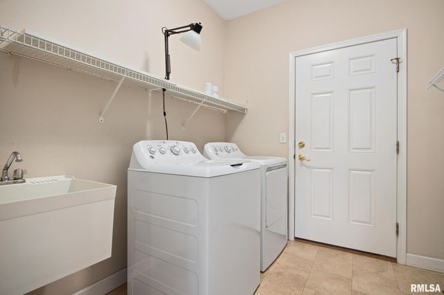 11022 N RHONDA Way, Dunlap, IL 61525