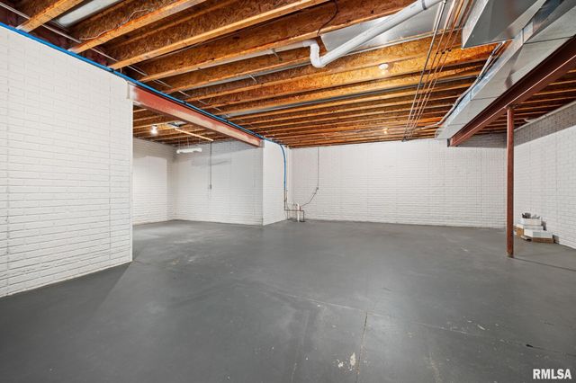 11022 N RHONDA Way, Dunlap, IL 61525