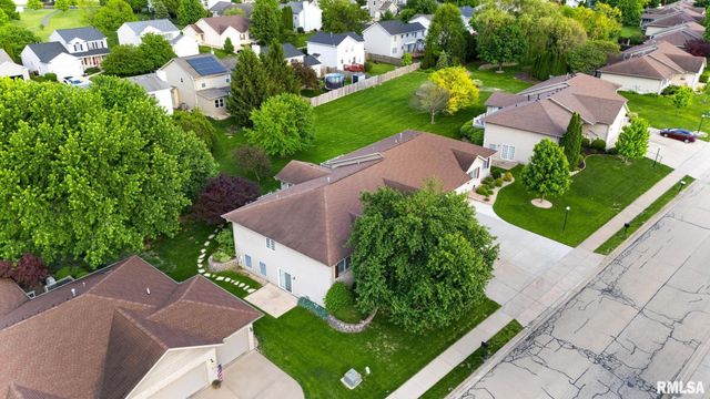 11022 N RHONDA Way, Dunlap, IL 61525