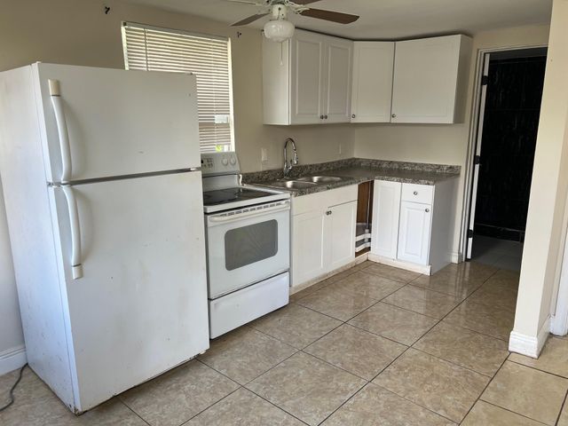 8269 NW 1st Place 2, Miami, FL 33150