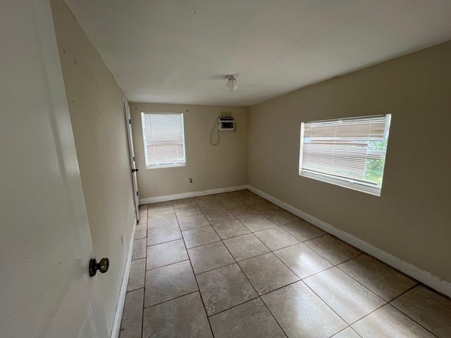 8269 NW 1st Place 2, Miami, FL 33150