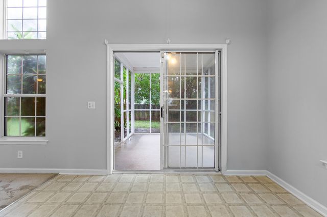 7211 Wistling Godwit Way, Hanahan, SC 29410