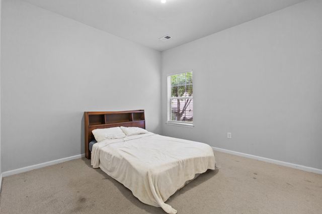 7211 Wistling Godwit Way, Hanahan, SC 29410