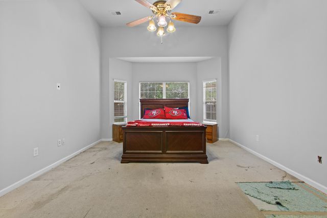 7211 Wistling Godwit Way, Hanahan, SC 29410