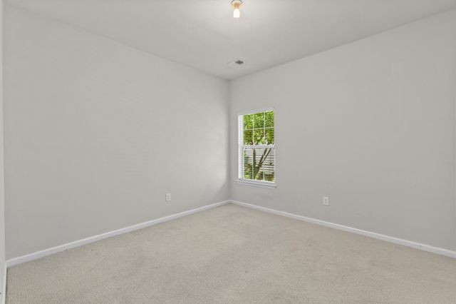 7211 Wistling Godwit Way, Hanahan, SC 29410