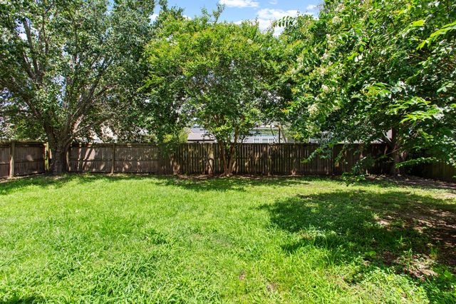 7211 Wistling Godwit Way, Hanahan, SC 29410