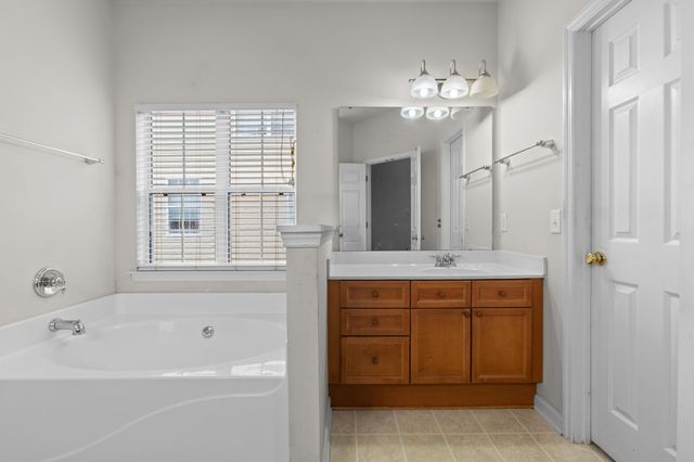 7211 Wistling Godwit Way, Hanahan, SC 29410