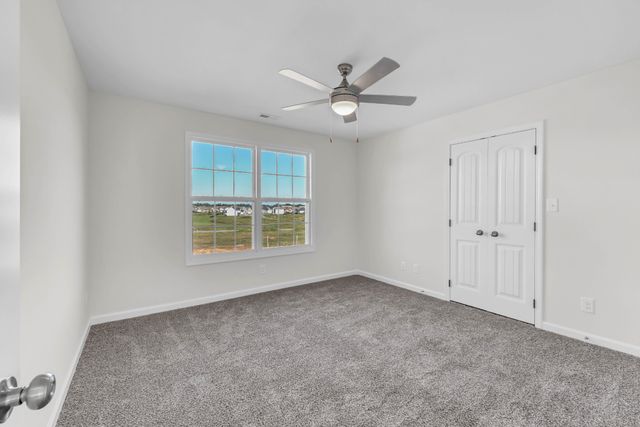 930 Vendue Ave, Clarksville, TN 37042