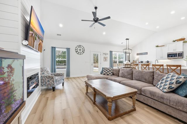 3315 Red Bluff Rd., Loris, SC 29569