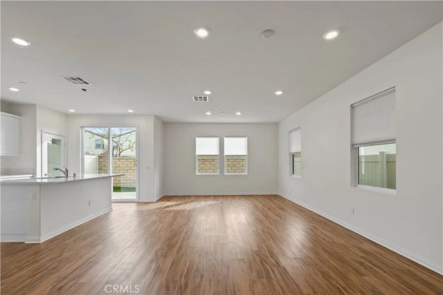 880 Julie Place, Upland, CA 91786