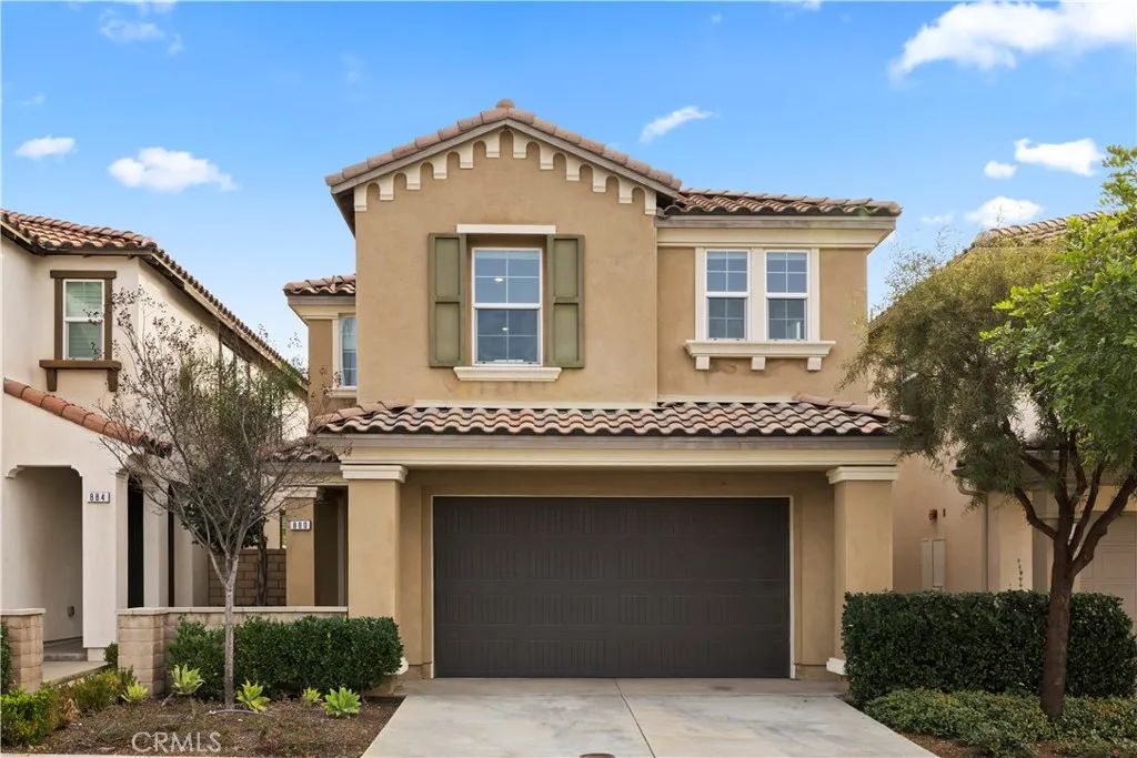 880 Julie Place, Upland, CA 91786