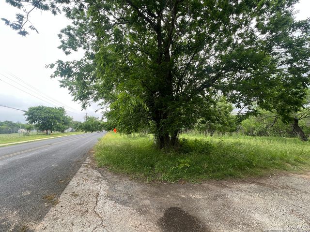 0 School St & San Antonio, Boerne, TX 78006
