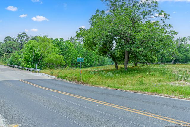 0 School St & San Antonio, Boerne, TX 78006