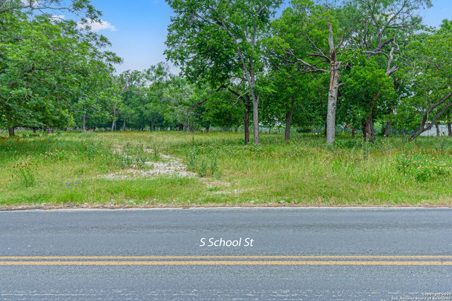 0 School St & San Antonio, Boerne, TX 78006