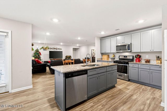 1086 Enclave Circle, Long Beach, MS 39560