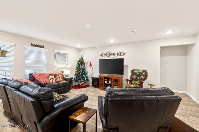 1086 Enclave Circle, Long Beach, MS 39560