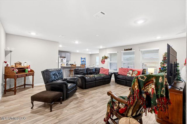 1086 Enclave Circle, Long Beach, MS 39560