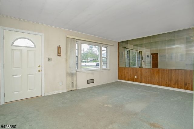 161 Beachwood Rd, Parsippany-troy Hills Twp., NJ 07054