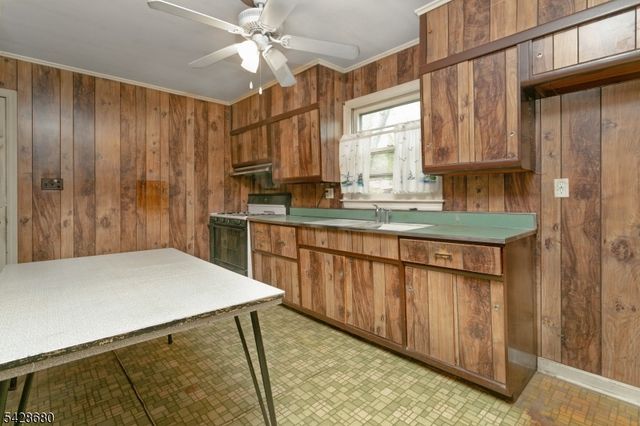 161 Beachwood Rd, Parsippany-troy Hills Twp., NJ 07054
