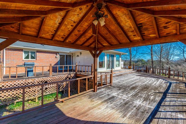 521 Countryside Drive, Evensville, TN 37332