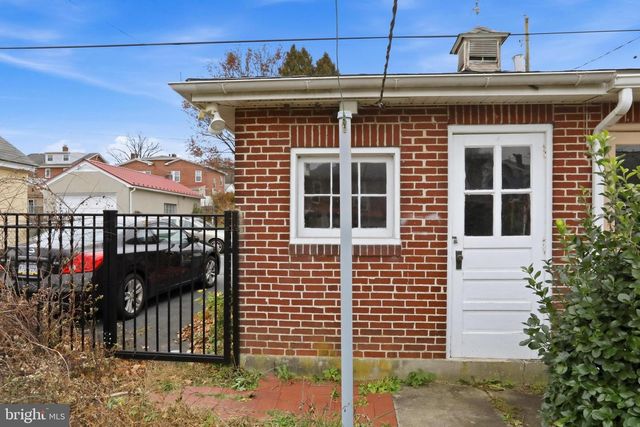 410 E MAIN ST, Fleetwood, PA 19522