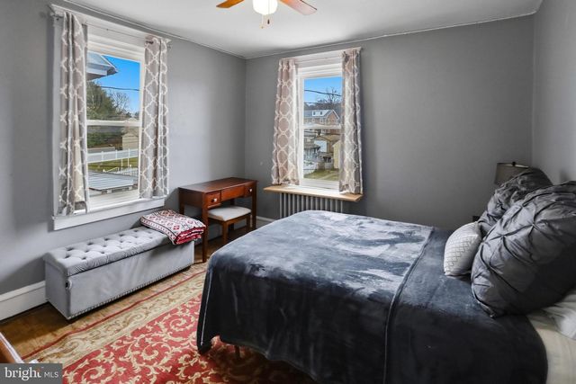 410 E MAIN ST, Fleetwood, PA 19522