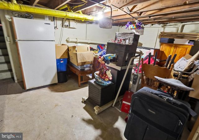 410 E MAIN ST, Fleetwood, PA 19522