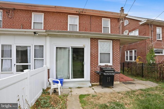 410 E MAIN ST, Fleetwood, PA 19522