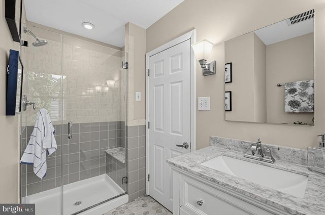 208 OAKLAND PL, North Wales, PA 19454