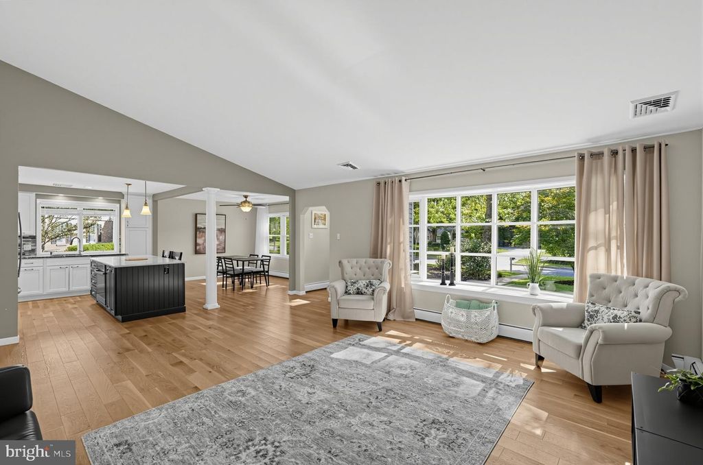 208 OAKLAND PL, NORTH WALES, PA 19454 — photo 4