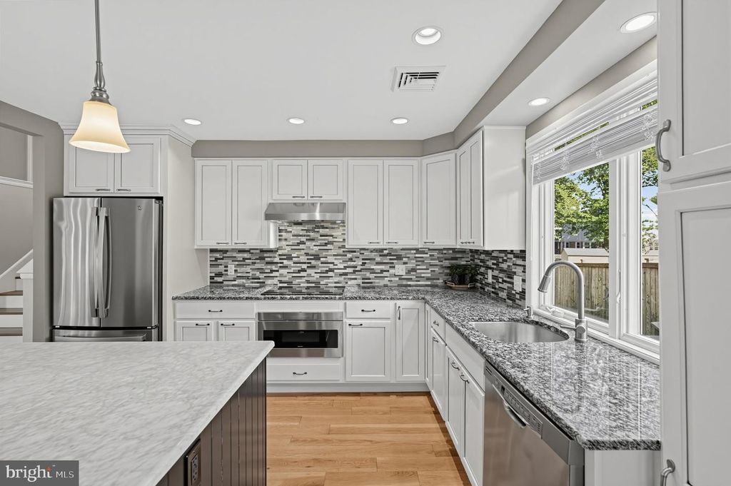 208 OAKLAND PL, NORTH WALES, PA 19454 — photo 5