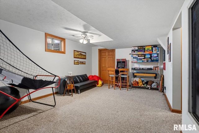 3821 Ryebrook Court, Springfield, IL 62704
