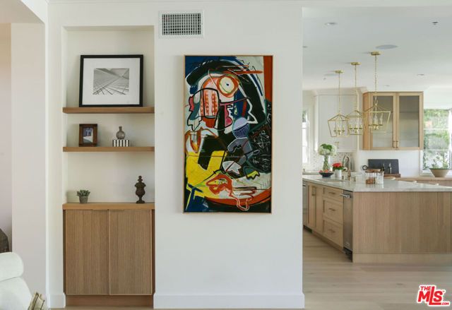 605 N Elm Drive, Beverly Hills, CA 90210