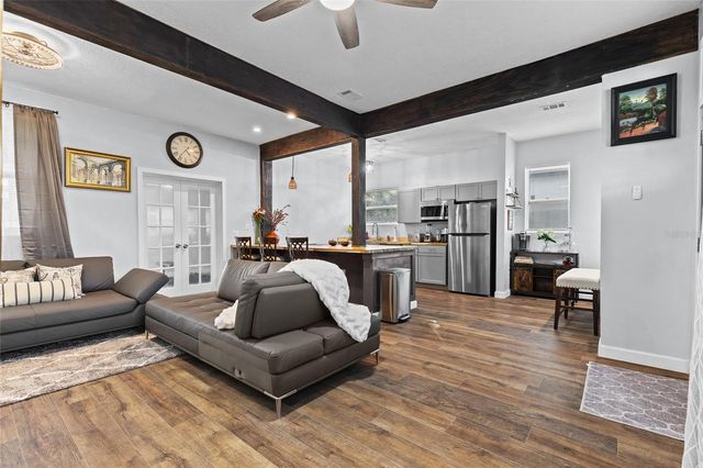 234 W MAGNOLIA STREET, Apopka, FL 32703