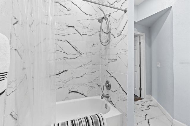 234 W MAGNOLIA STREET, Apopka, FL 32703