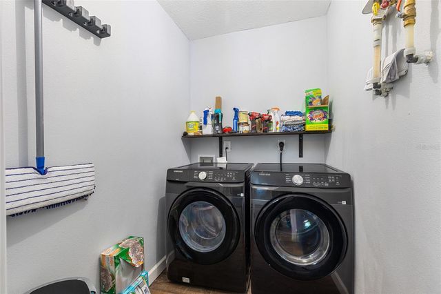 234 W MAGNOLIA STREET, Apopka, FL 32703